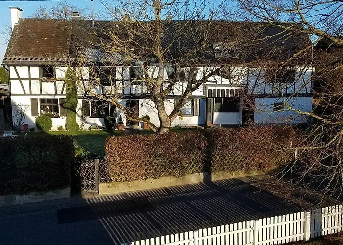 Sonnenhaus Oppenhausen 公寓